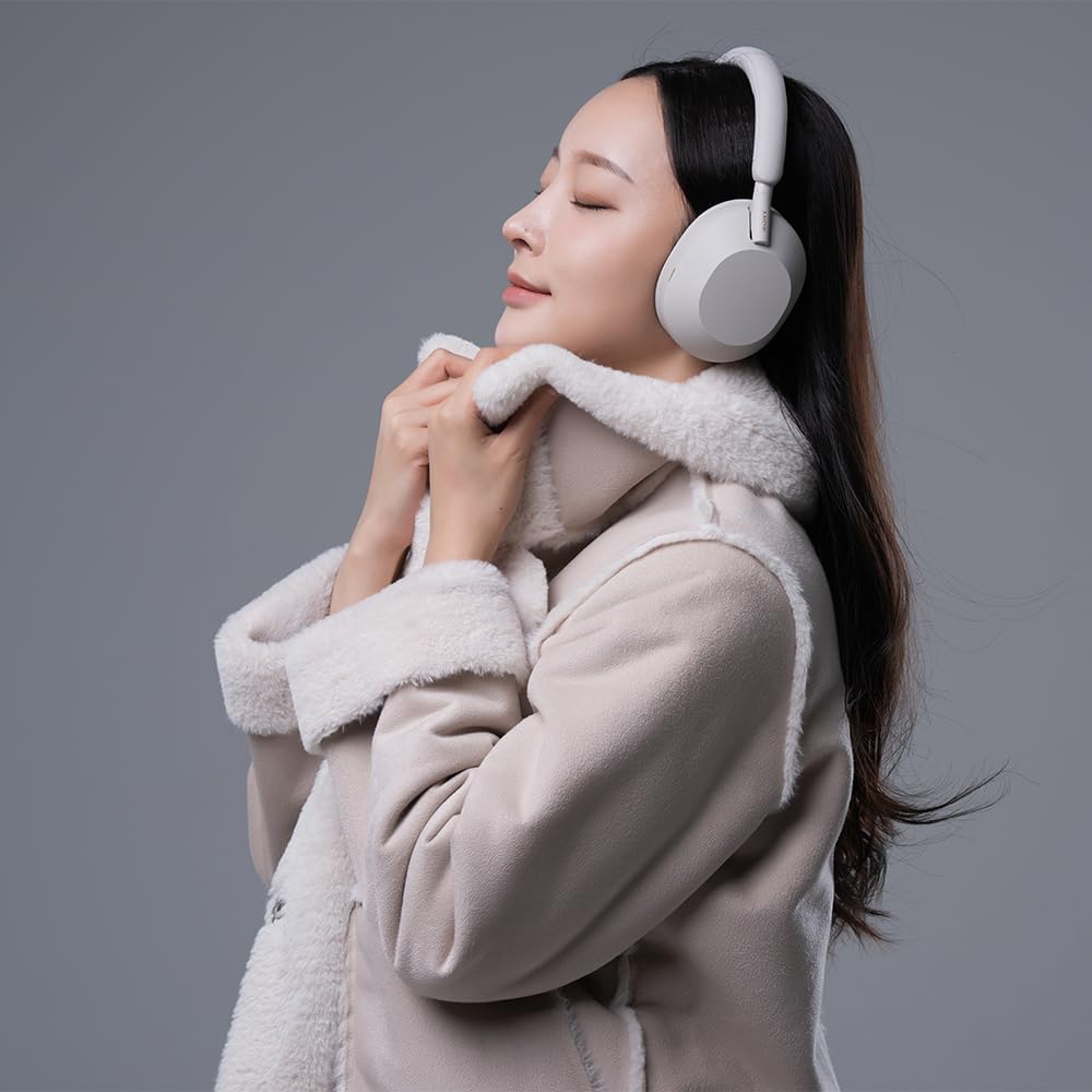 Sony WH-1000XM5 Noise Canceling Wireless Headphones - 30hr Battery Life - Over-Ear Style - Optimized for Alexa and Google Assistant - Built-in mic for Calls - Silver International Version