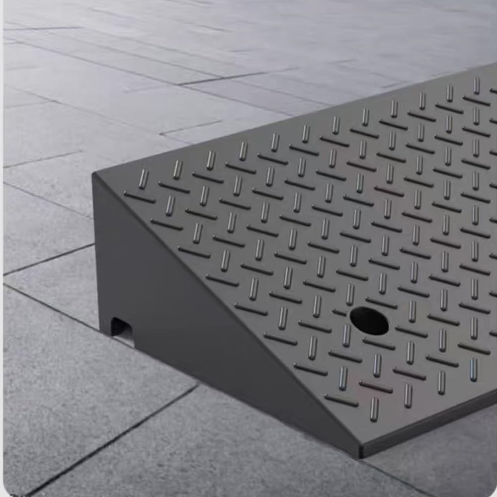 2 Pcs Driveway Curb Ramps, Rubber Wheelchair Ramp Portable Doorway Threshold Ramp, Heavy Duty Loading Ramp Shed Ramps for Cars Warehouse Dock(H 13 CM/5')
