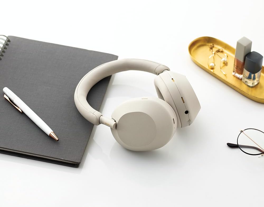 Sony WH-1000XM5 Noise Canceling Wireless Headphones - 30hr Battery Life - Over-Ear Style - Optimized for Alexa and Google Assistant - Built-in mic for Calls - Silver International Version