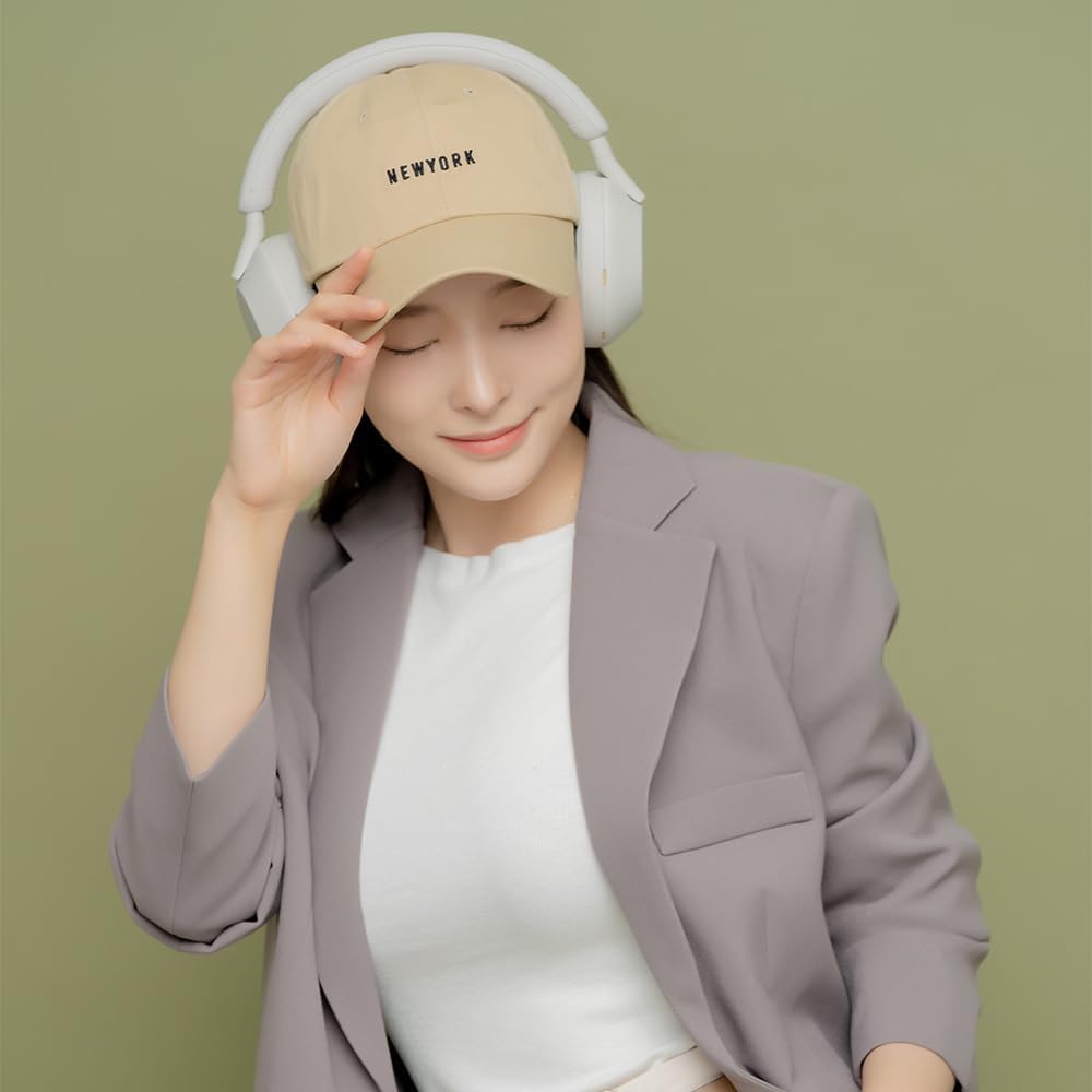 Sony WH-1000XM5 Noise Canceling Wireless Headphones - 30hr Battery Life - Over-Ear Style - Optimized for Alexa and Google Assistant - Built-in mic for Calls - Silver International Version