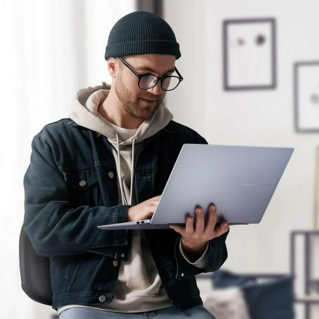 ASUS Vivobook S 15 S5506MA Laptop 2024, 15.6'' 3K, Intel Ultra 7 155H 16-Core, ARC Graphics, 16GB 1TB SSD, Backlit Keyboard, Thunderbolt 4, Wi-Fi 6E, Card Reader, Win11 Home, COU 32GB USB, Mist Blue