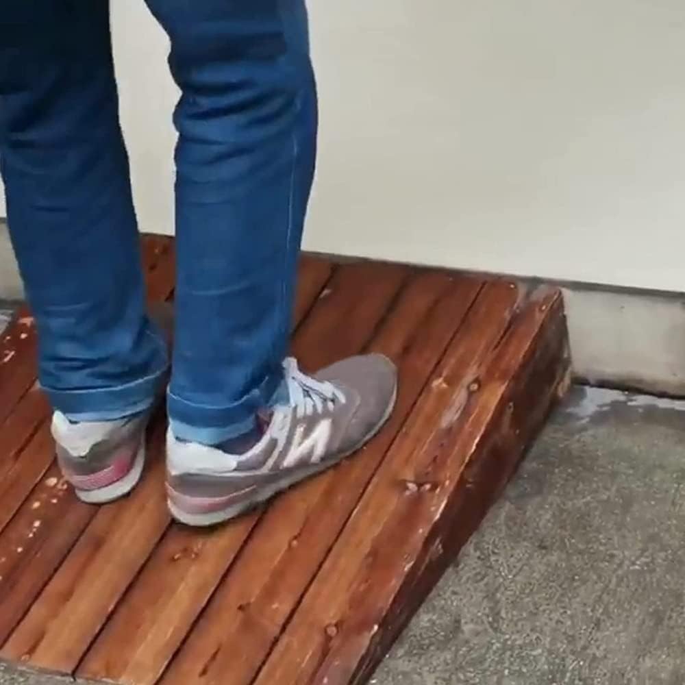Non-Slip Wood Threshold Ramp for Home Entry - 4''-10'' Rise, 60x50x10cm (24x20x4'') - Ideal for Front Door Accessibility and Wheelchair Use