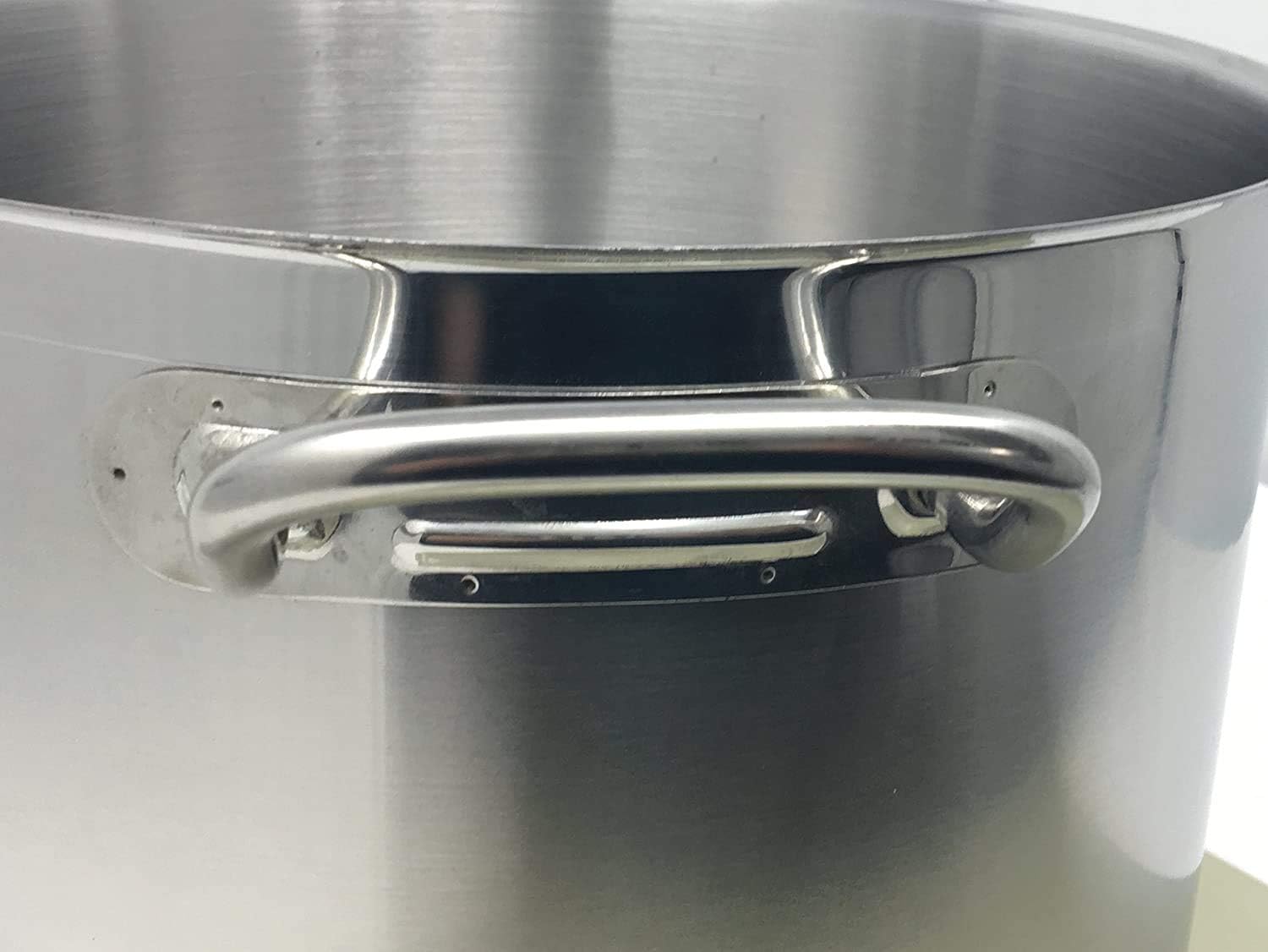 32 Qt Stainless Steel Stock Pot w/Cover