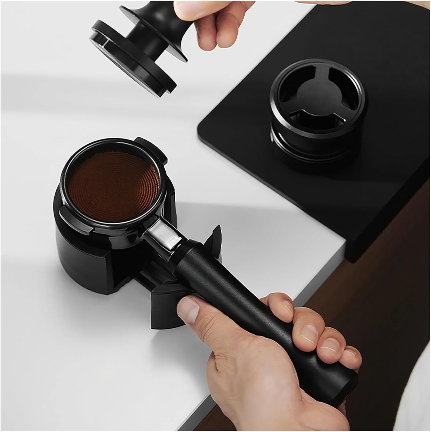 MHW-3BOMBER Espresso Bottomless Portafilter With Filter Basket,Compatible For Breville,Compatible For Delonghi, Coffee Machine Accessories Anti-slip(For E61 58mm)
