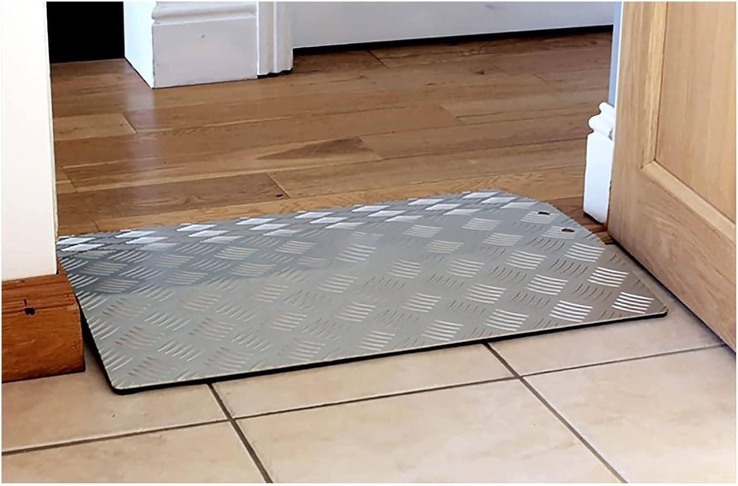 Threshold Ramp Wheelchair Ramp Heavy Duty Aluminum Threshold Ramp Bridging Ramp for Home Doorway Scooter Ramp Kerb Ramps Non-Slip Ramps Anti-Slip (Size : 8CM/3IN Rise)