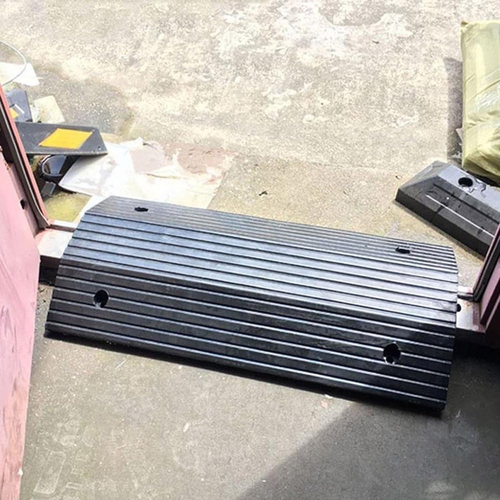 Rubber Bridge Threshold Wheelchair Ramp for Doorways 3inch/4inch Rise DIY Ramps, Entryway Ramp Portable Driveway Curb Ramps(31x18x4in)