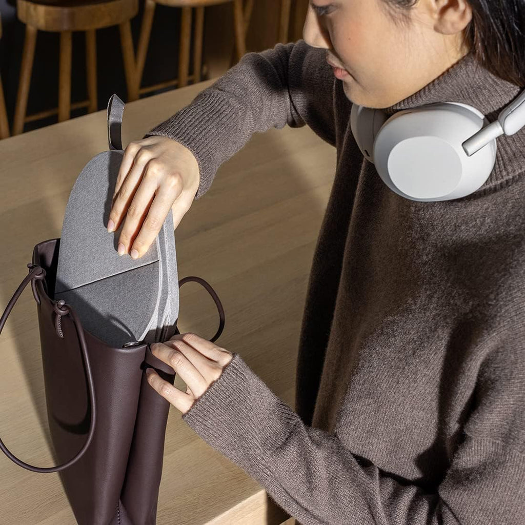 Sony WH-1000XM5 Noise Canceling Wireless Headphones - 30hr Battery Life - Over-Ear Style - Optimized for Alexa and Google Assistant - Built-in mic for Calls - Silver International Version