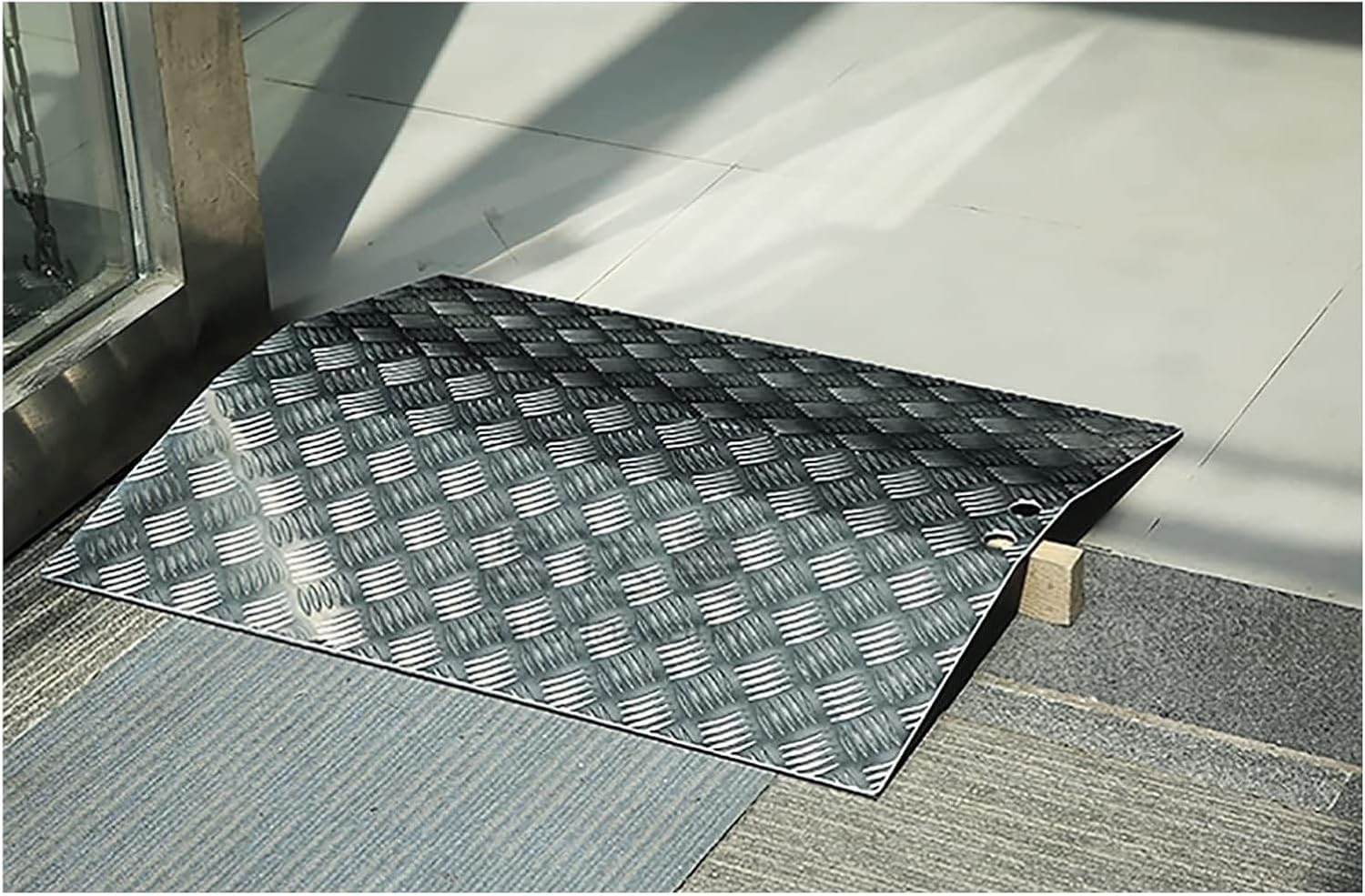 Threshold Ramp Wheelchair Ramp Heavy Duty Aluminum Threshold Ramp Bridging Ramp for Home Doorway Scooter Ramp Kerb Ramps Non-Slip Ramps Anti-Slip (Size : 8CM/3IN Rise)