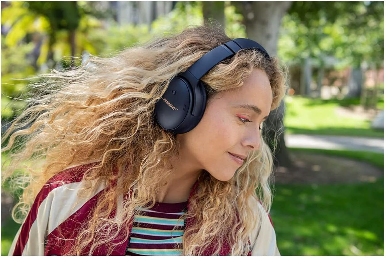 Bose QuietComfort 45 Bluetooth Wireless Noise Cancelling Headphones, Midnight Blue - Limited Edition (Renewed)