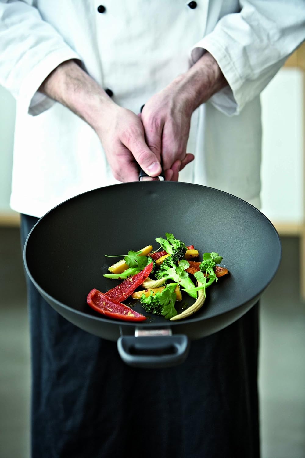 Scanpan Classic Induction 12 1/5 Inch Nonstick Wok – Compatible with All Cooktops, Induction Ready, Metal Utensil Safe, Oven Safe to 500°F, Dishwasher Safe