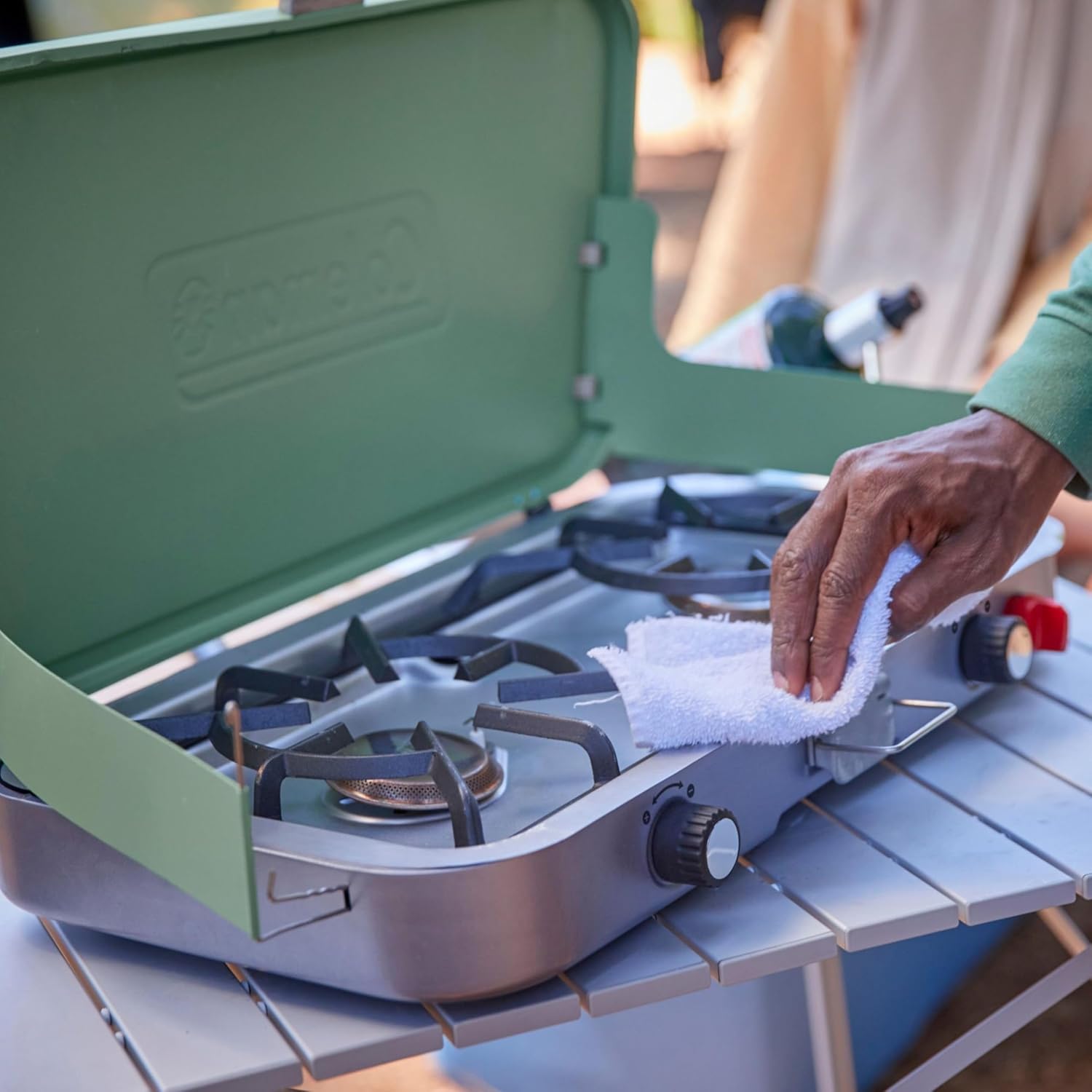 Coleman Cascade 3-in-1 Outdoor Camp Stove, Portable Cooktop with Included Cast-Iron Grill & Griddle Accessories, 24,000 BTUs of Power for Camping, Tailgating, Grilling