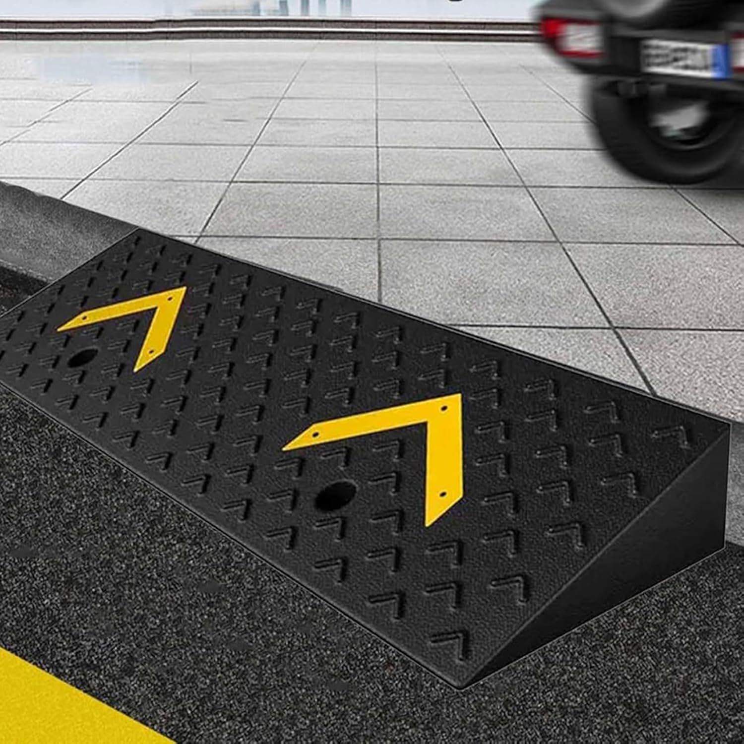 Rubber Threshold Ramp 5in High, Heavy Duty Curb Ramps, Curbside Driveway Ramp - for Cars Bicycles Lawn Mowers Scooters, Wheelchair Ramp, Rubber Slope Pad