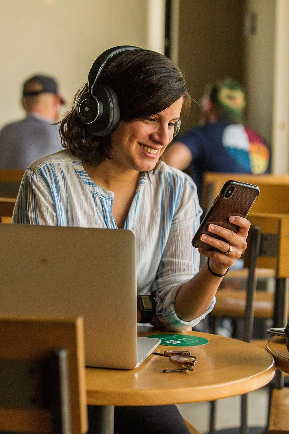 PreSonus Eris HD10BT Professional Headphones with Active Noise Canceling and Bluetooth — Closed-Back, Over-Ear Wireless ANC Studio Recording Headphones for Professional Mixing and Monitoring